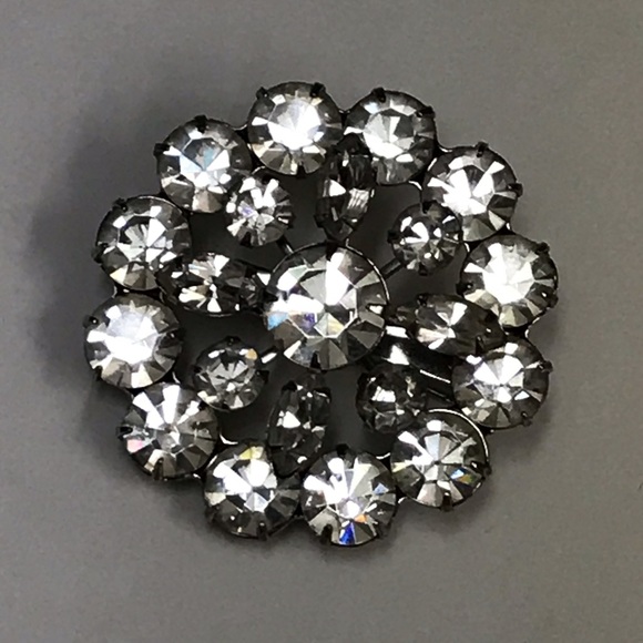 VTG Rhinestone Pin - Picture 4 of 8